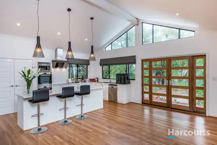60 Salmon Gum Crescent, Chittering WA 6084