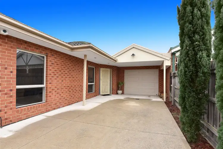 2/147 Boldrewood Parade, Reservoir VIC 3073