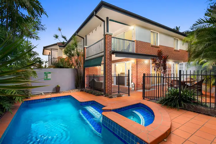 Main view of Homely unit listing, 2/106 Racecourse Road, Ascot QLD 4007