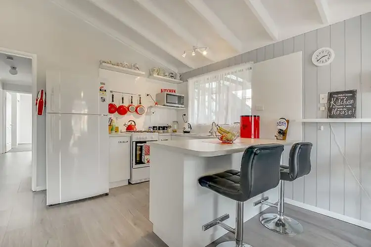 Second view of Homely house listing, 3 Tambo court, Kalimna VIC 3909
