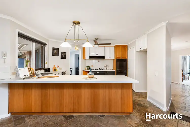 Fourth view of Homely house listing, 2 Mckay Close, Berwick VIC 3806