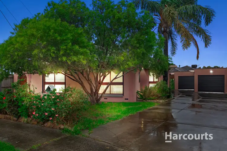 5 Hemel Close, Deer Park VIC 3023