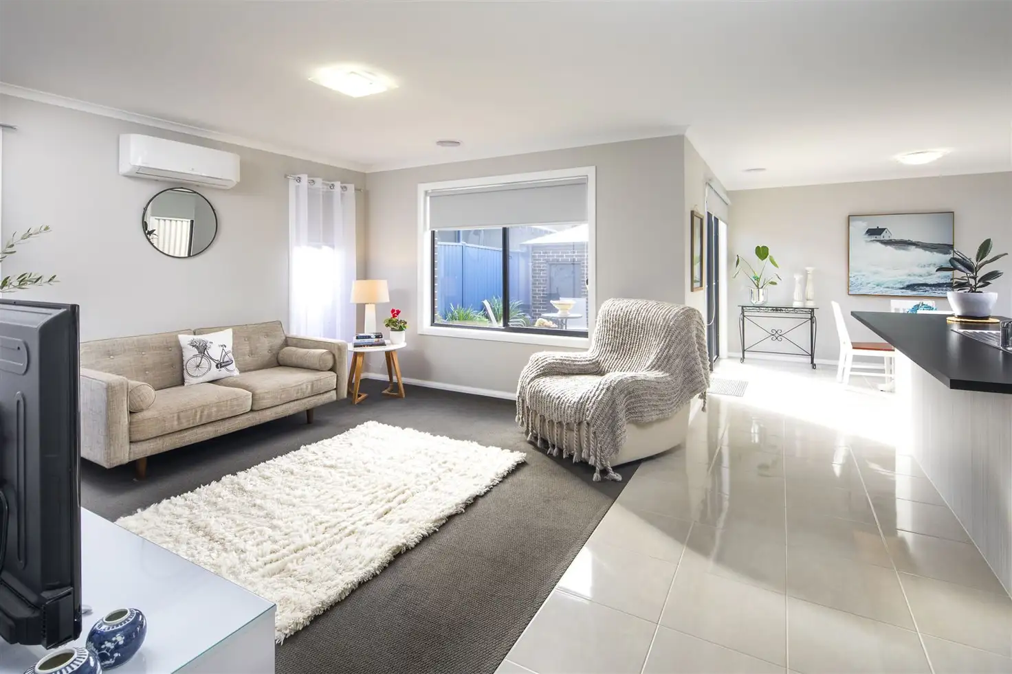 Main view of Homely townhouse listing, 1/13 Tinworth Avenue, Mount Clear VIC 3350