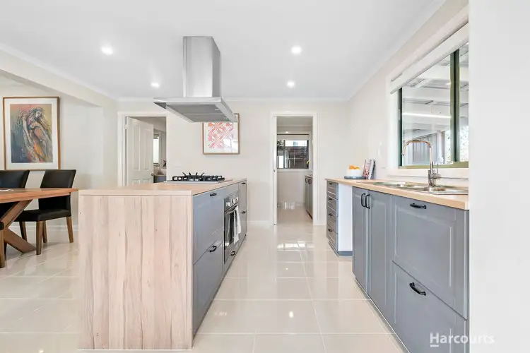 Sixth view of Homely house listing, 8 Logan Street, Warragul VIC 3820