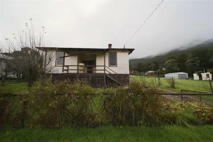 7 Read Street, Rosebery TAS 7470