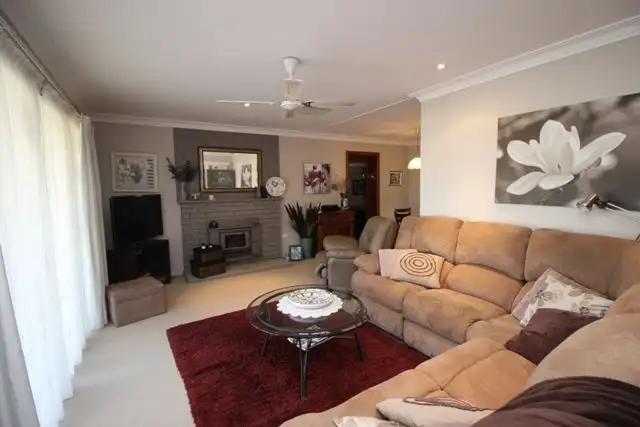 Fourth view of Homely house listing, 17 Hemet Crs, Cootamundra NSW 2590