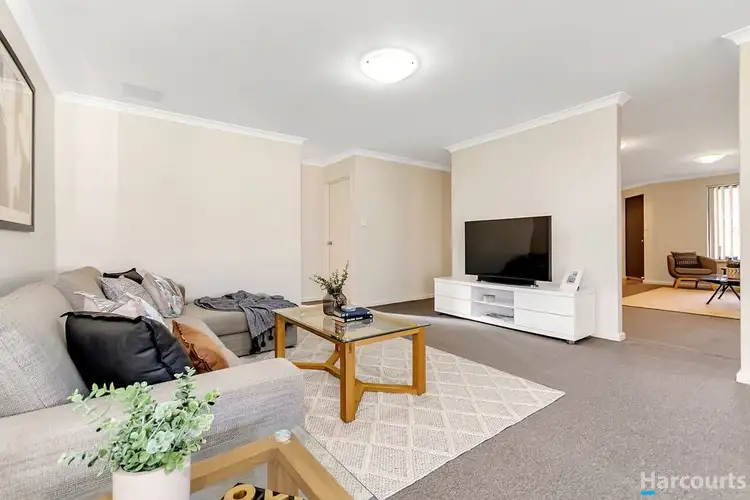 27 Giglia Drive, Sinagra WA 6065