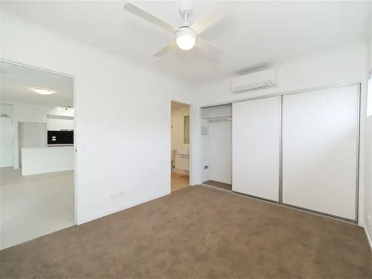 Fifth view of Homely apartment listing, 304/40 Mascar Street, Upper Mount Gravatt QLD 4122
