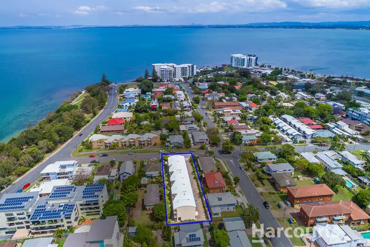 10/10 Caroline Street, Woody Point QLD 4019