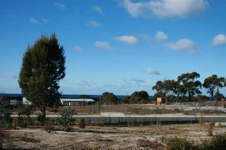 23 Malibu Street, Scamander TAS 7215
