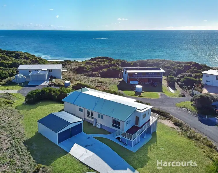 8 Lord Liverpool Drive, Low Head TAS 7253