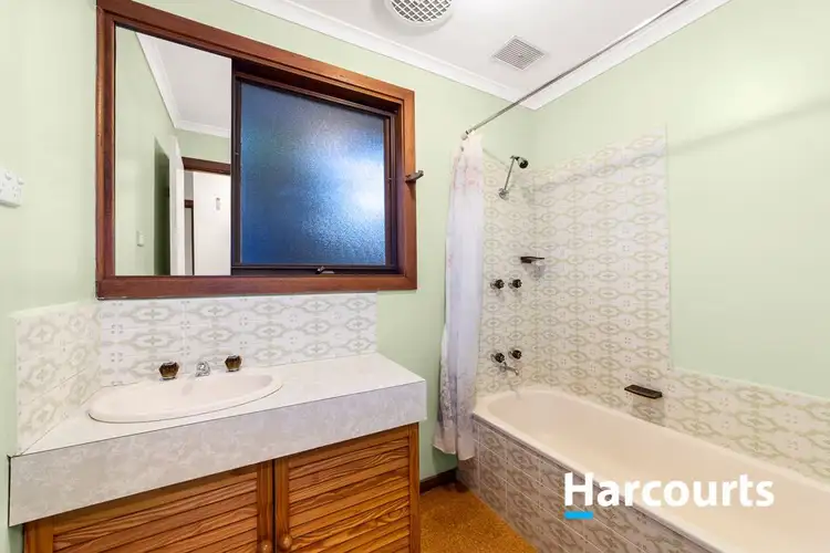 Fifth view of Homely house listing, 5 Rotherwood Close, Wantirna VIC 3152