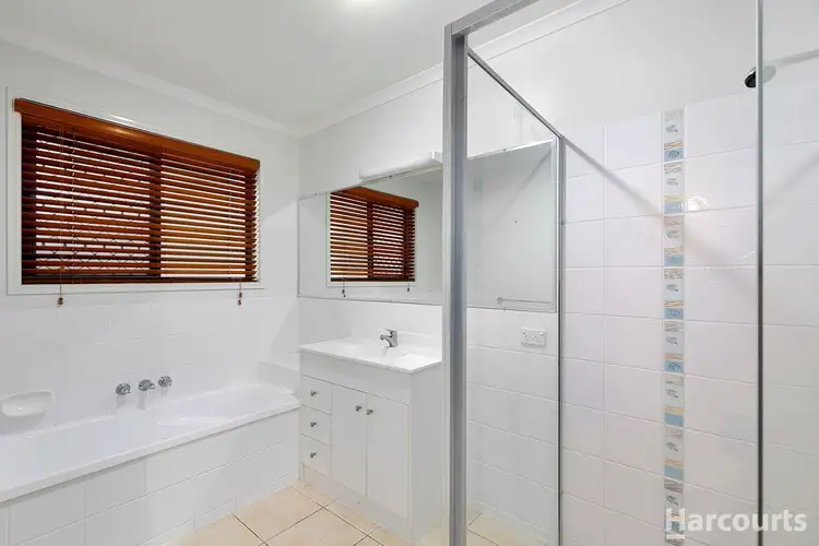 Seventh view of Homely house listing, 4 Pembridge Circuit, Urraween QLD 4655