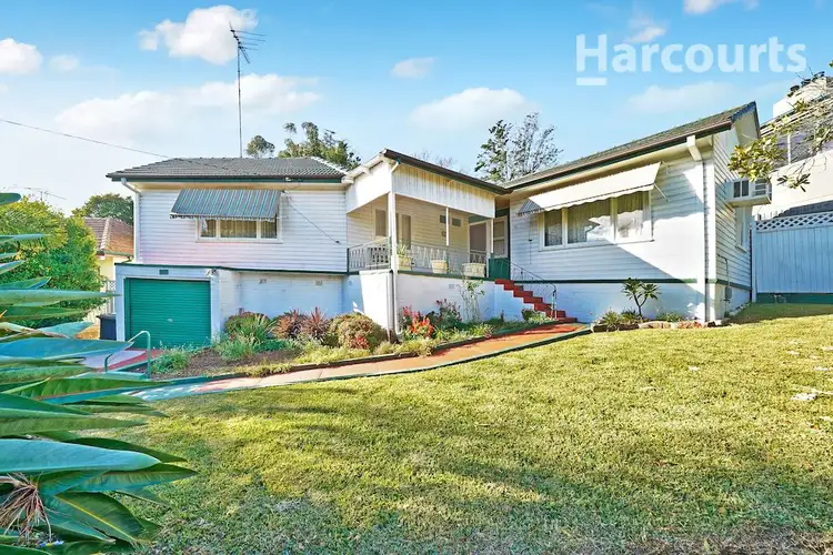 98 Lithgow Street, Campbelltown NSW 2560