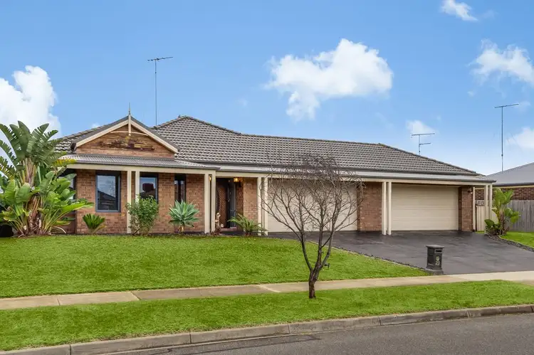 23-25 Roseview Way, St Albans Park VIC 3219