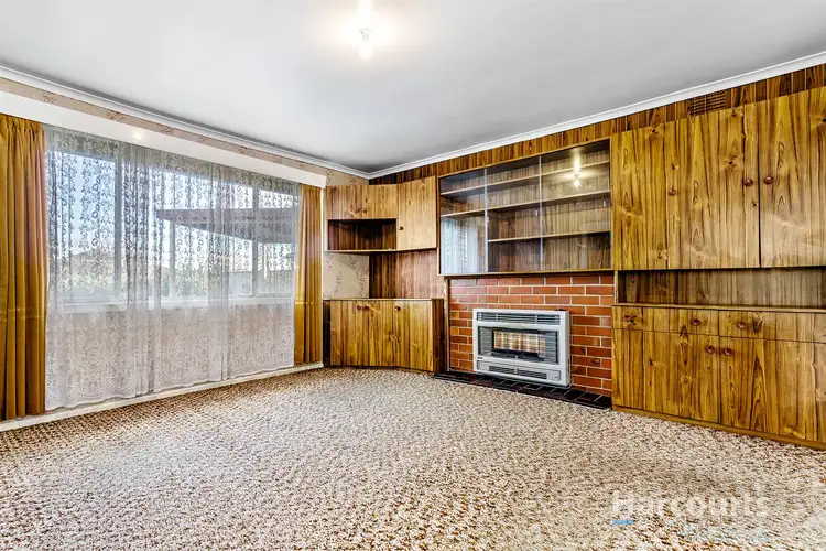 Second view of Homely house listing, 4 Tobruk Court, Lalor VIC 3075