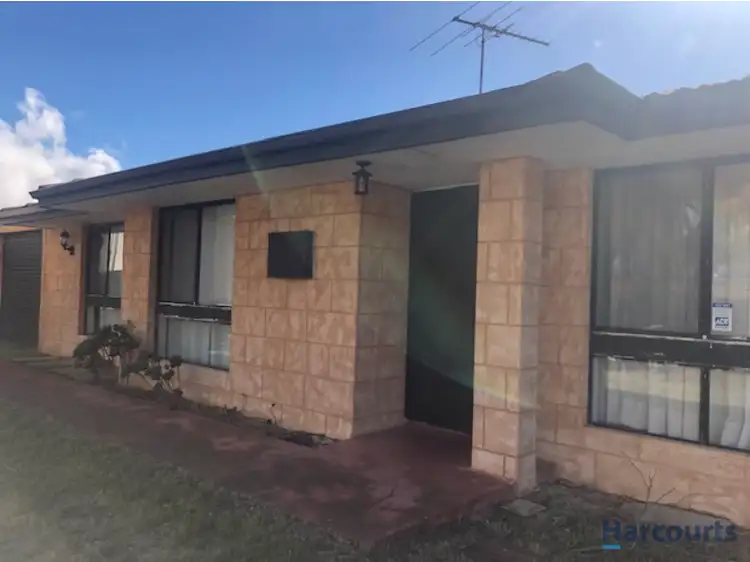 Second view of Homely house listing, 5 Tewson Road, Camillo WA 6111