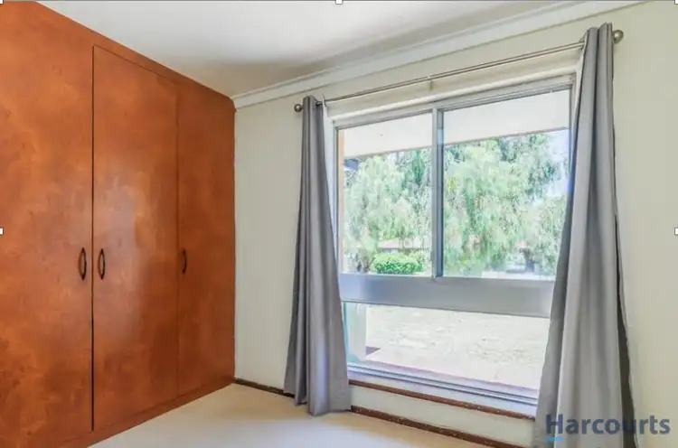 Sixth view of Homely house listing, 5 Tewson Road, Camillo WA 6111