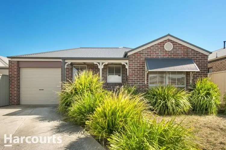 Main view of Homely townhouse listing, 8b Rachel Court, Sebastopol VIC 3356