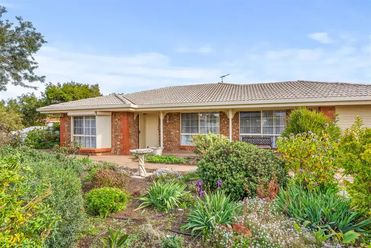 1 McKenzie Street, Aldinga Beach SA 5173