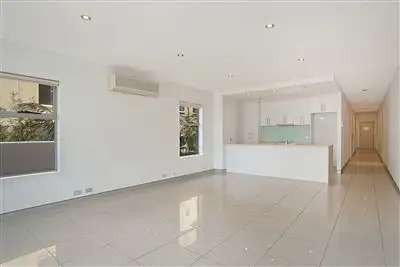 Fourth view of Homely unit listing, 7/83 Marine Parade, Redcliffe QLD