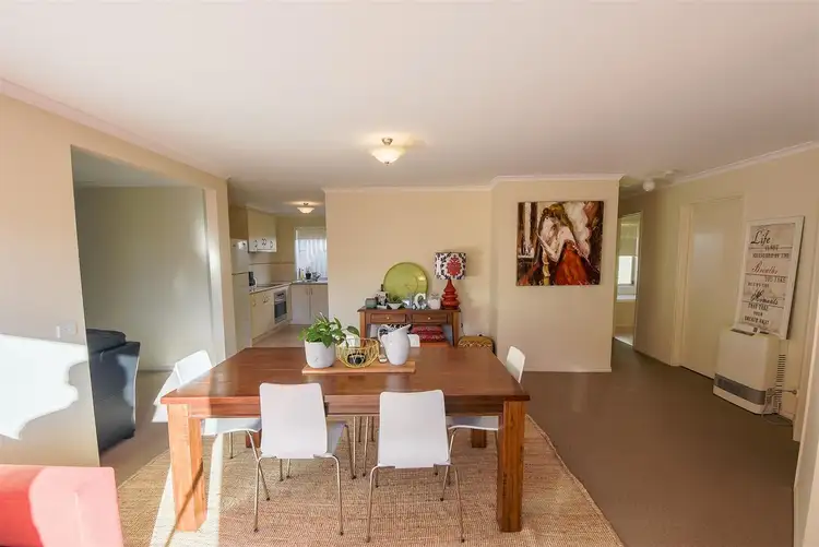 Fifth view of Homely townhouse listing, 62 Hillary Street, Horsham VIC 3400