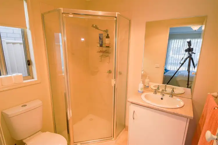 Sixth view of Homely townhouse listing, 62 Hillary Street, Horsham VIC 3400