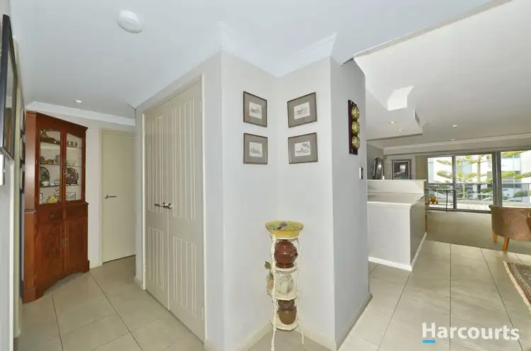 Sixth view of Homely unit listing, 22/1 Breakwater Parade, Mandurah WA 6210