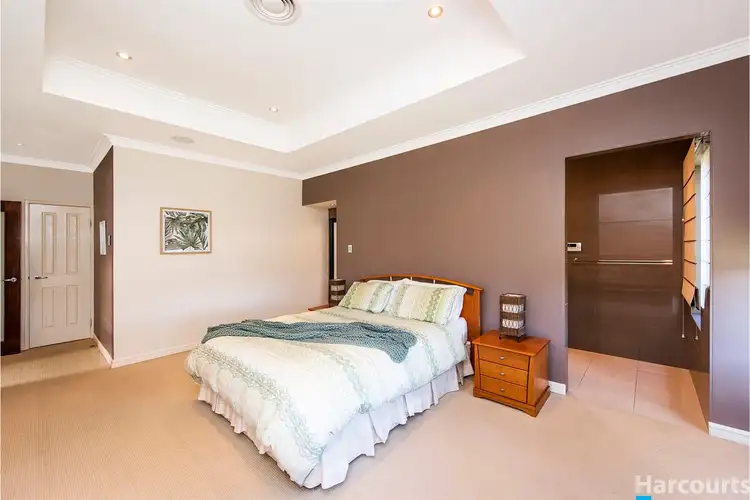 Fifth view of Homely house listing, 17 Vermont Approach, Hocking WA 6065