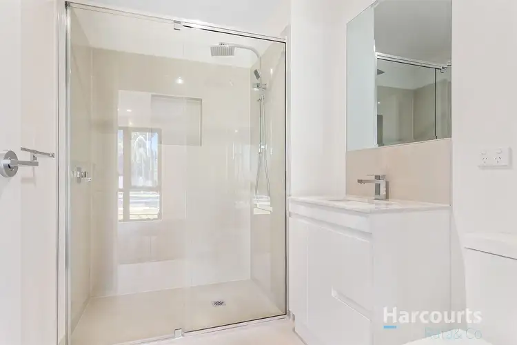 Fifth view of Homely townhouse listing, 8D Hensley Road, Lalor VIC 3075