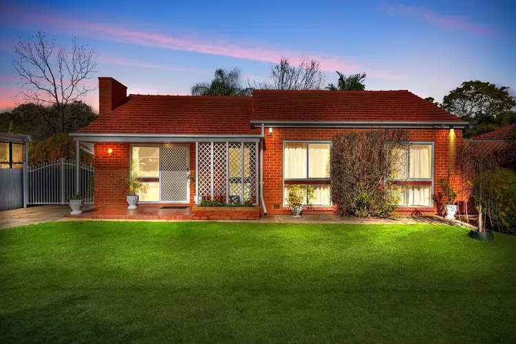 129 Avenue Road, Clarence Gardens SA 5039