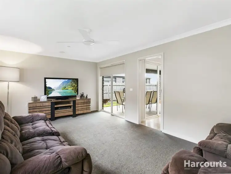 Fifth view of Homely house listing, 17 Fernlea Close, Trafalgar VIC 3824
