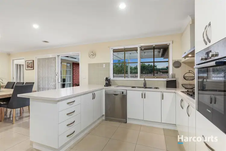 Fifth view of Homely house listing, 7 Maitland Close, Rowville VIC 3178