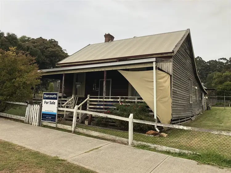 2 Pine Street, Pemberton WA 6260