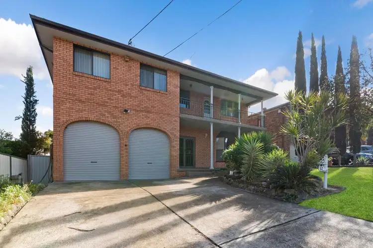12 Balmoral Crescent