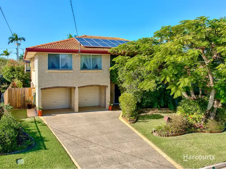 18 Maud St, Albany Creek QLD 4035