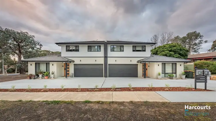 Second view of Homely house listing, 2/18 Beaurepaire Cresecent, Holt ACT 2615