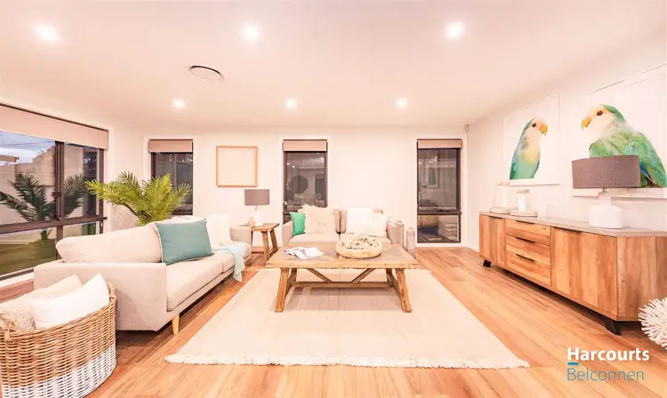 Third view of Homely house listing, 2/18 Beaurepaire Cresecent, Holt ACT 2615