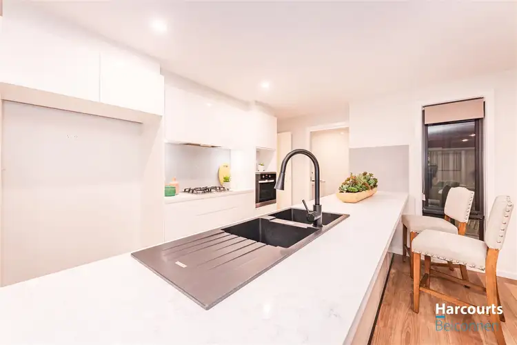 Sixth view of Homely house listing, 2/18 Beaurepaire Cresecent, Holt ACT 2615