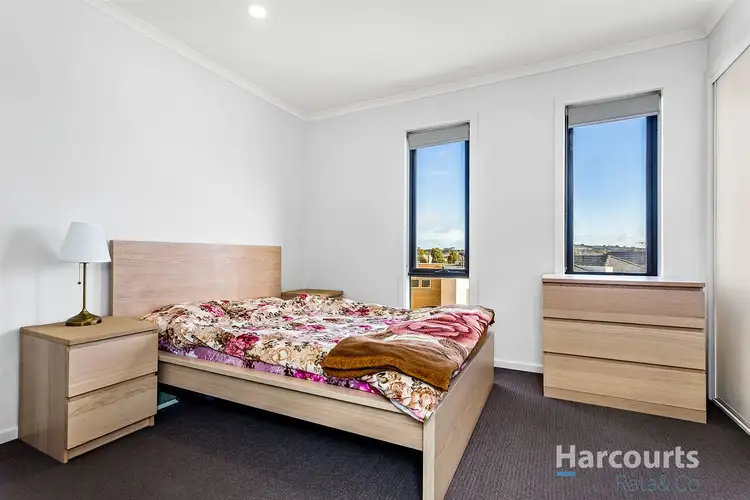 Fourth view of Homely townhouse listing, 17 Alexander Circuit, Craigieburn VIC 3064