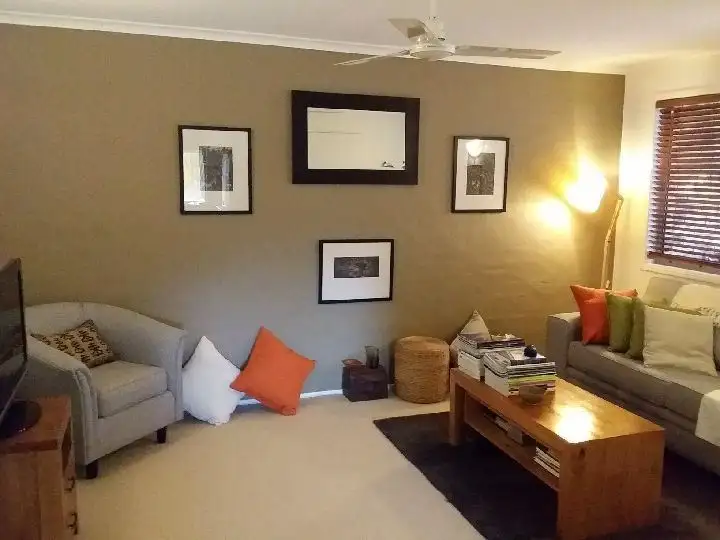 2/8 Capri Court, Point Vernon QLD 4655