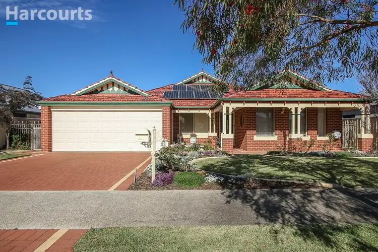 11 Leichhardt Crossing, Hammond Park WA 6164