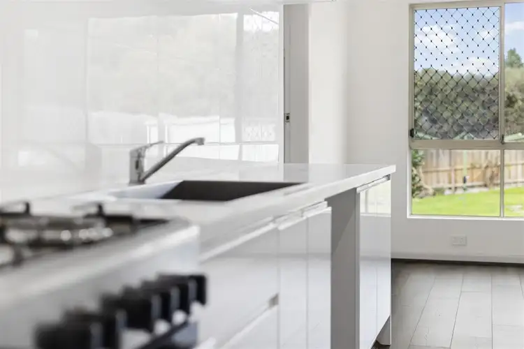 Sixth view of Homely house listing, 8 Somers Court, Glen Waverley VIC 3150
