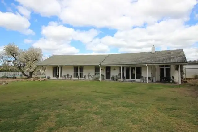 26 Northcott Avenue, Cootamundra NSW 2590