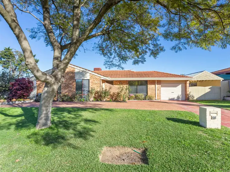 42 Weston Way, Kardinya WA 6163