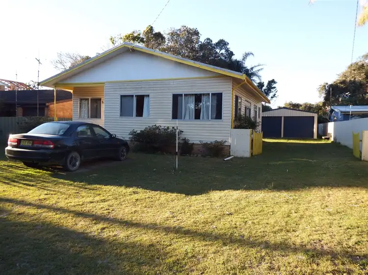 57 Straight Street, Hat Head NSW 2440