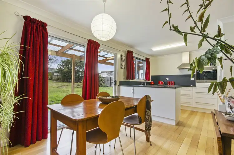 9 Main Street, St Marys TAS 7215