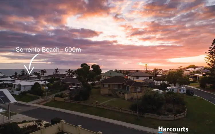 10B Cowper Road, Sorrento WA 6020