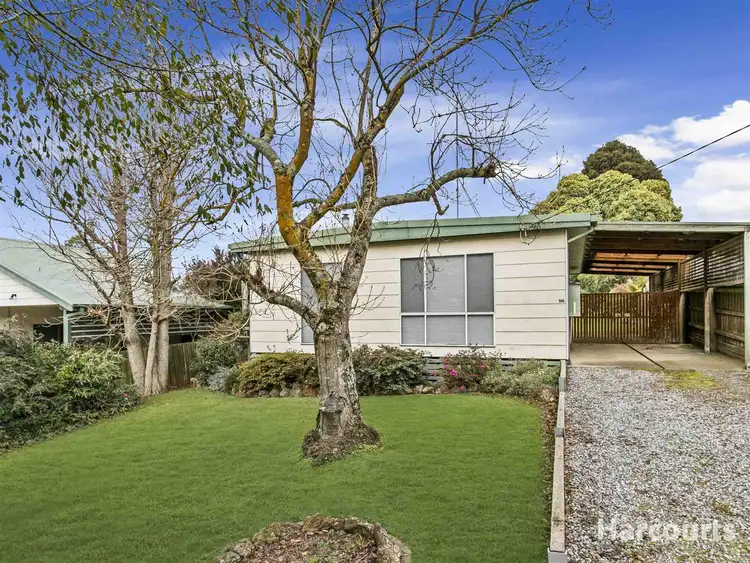 16 Railway Road, Neerim South VIC 3831