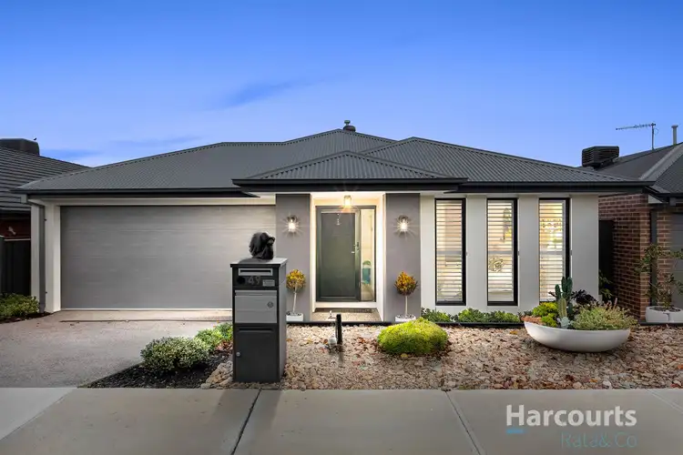 49 Woorawa Drive, Doreen VIC 3754